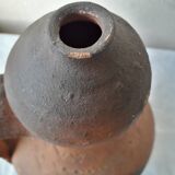 Decorative pottery in terracotta