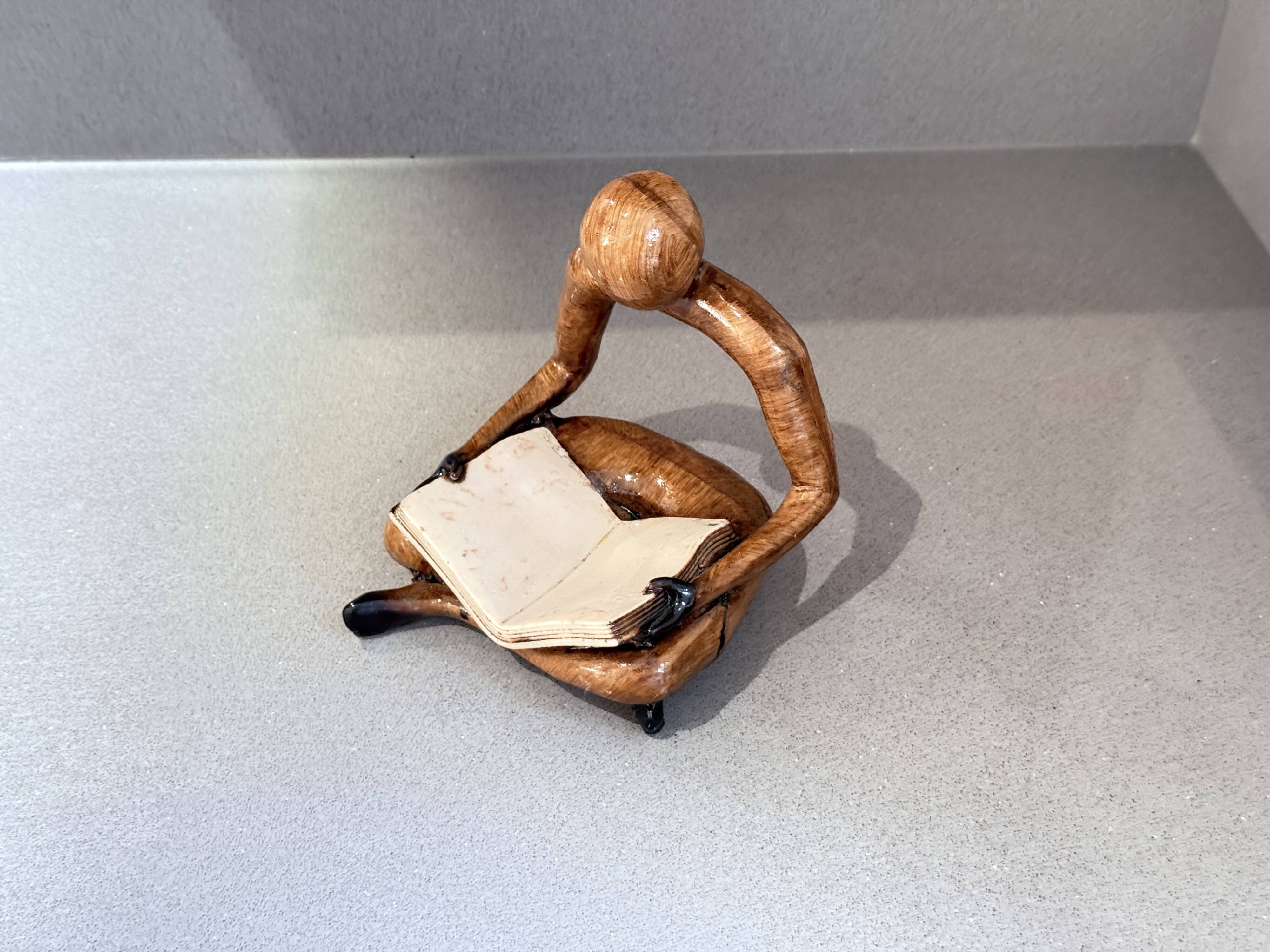 Carving Wooden Sculptures Book End, Decorative Figurine of Book Holder