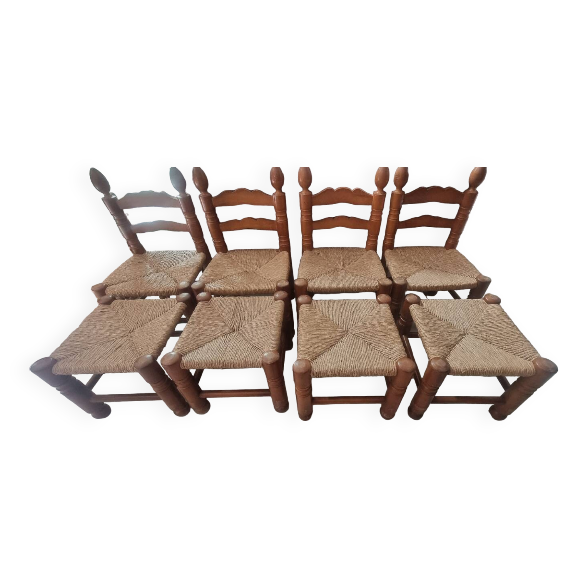 4 chairs and stools, brutalist art, straw and wood