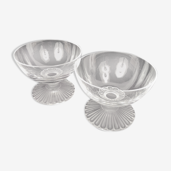 Paire de coupes sur talon en cristal Lalique