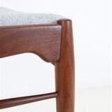 Chaise en teck Ærthøj Jensen & Mølholm entièrement restaurée avec un revêtement en feutre de laine / Design danois moderne du milieu du siècle / Années 1960