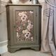 Corner cabinet