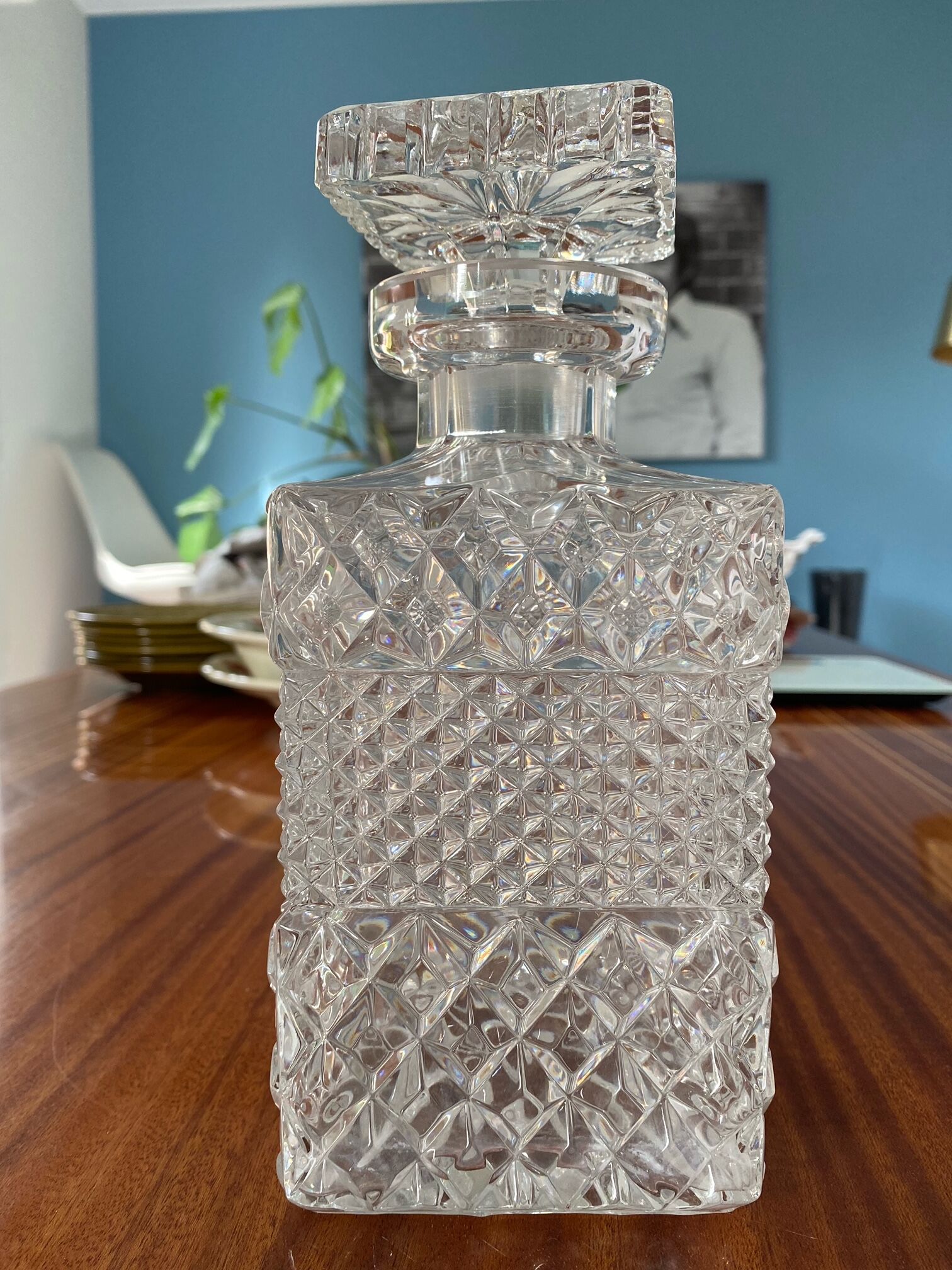 Crystal decanter