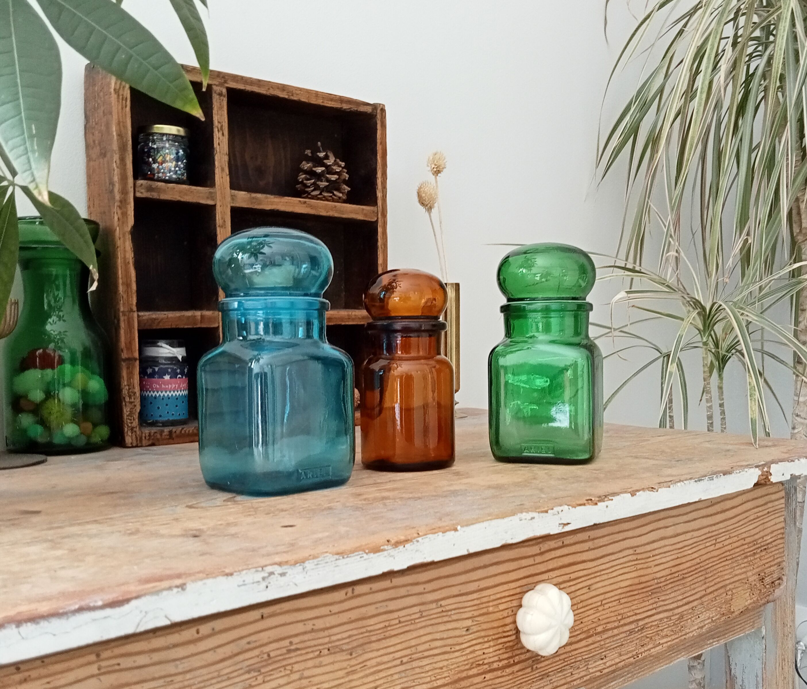 Set of 3 vintage jars 70s