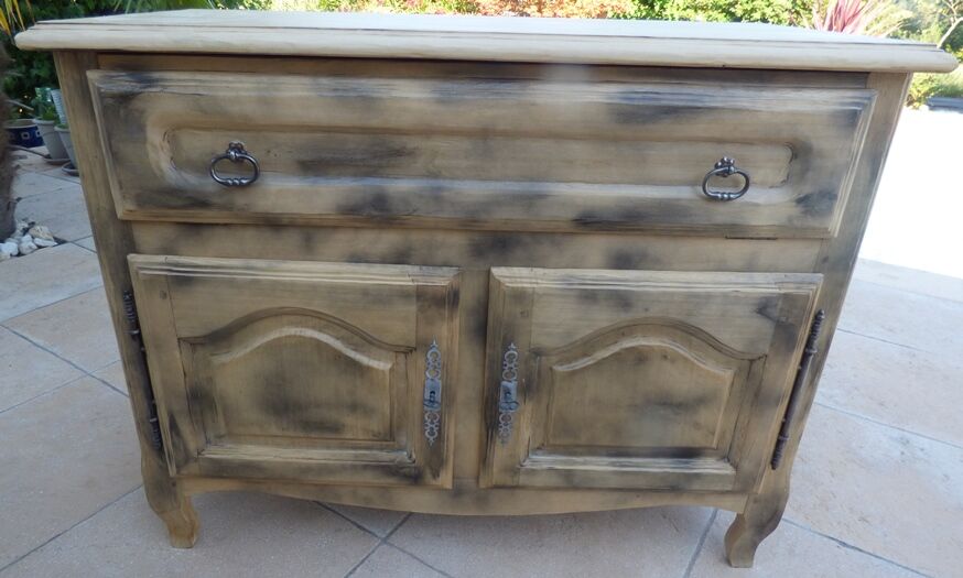 Low cabinet with two doors, a large drawer and its top which lifts up in solid wood