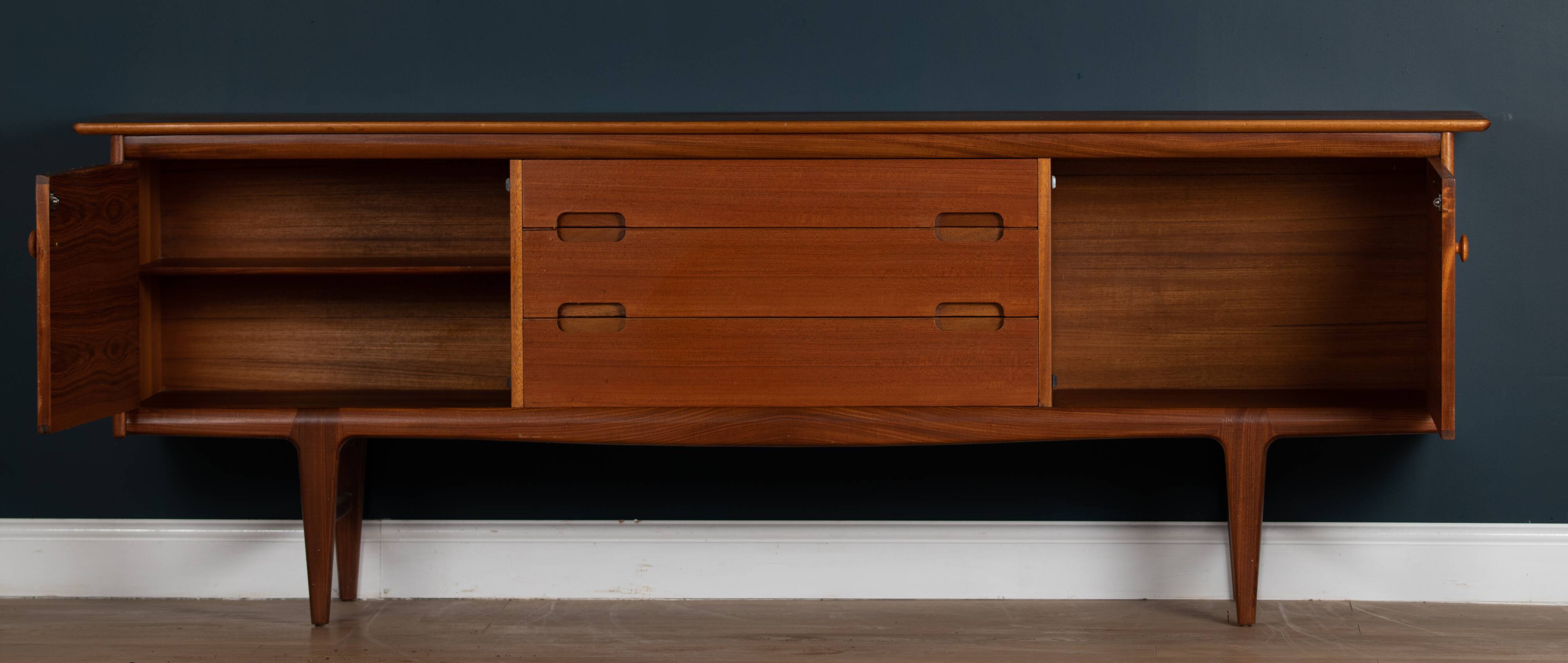 Sideboard