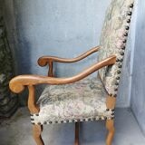 fauteuil de style Louis Xlll