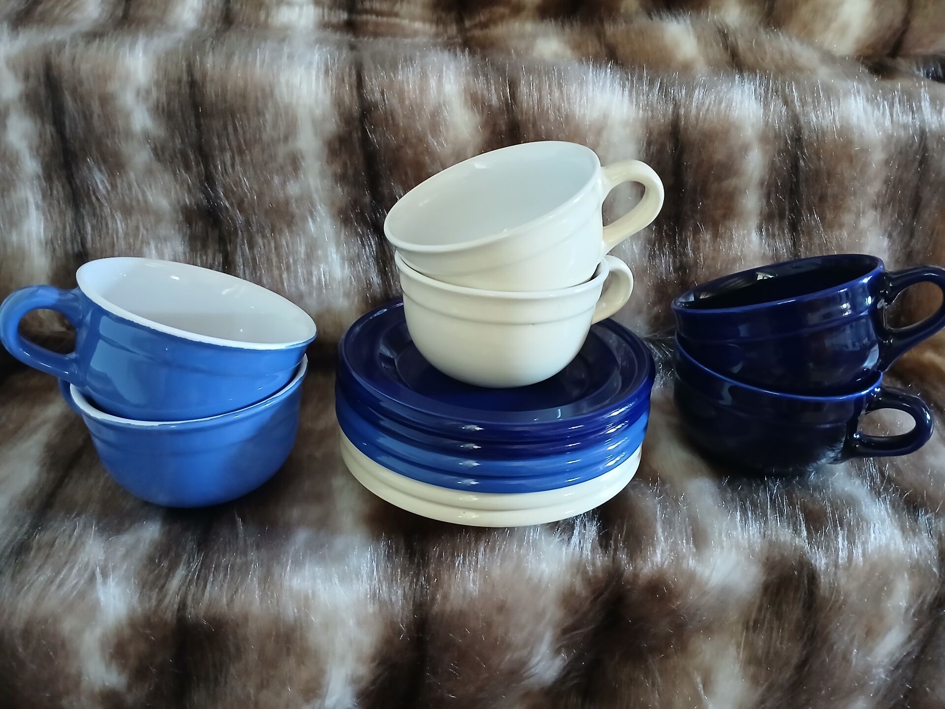 6 antique Émile Henry cups