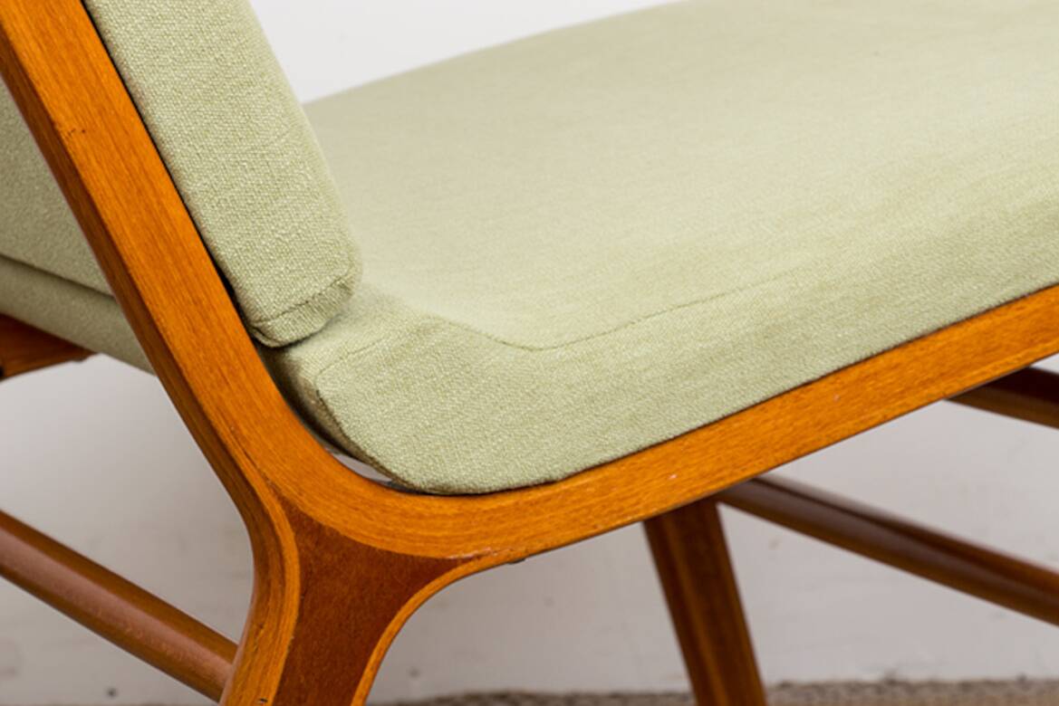 Danish 2-seater sofa in laminated beech and mahogany model AX by Peter Hvidt and Orla Molgaard-Nielsen for Fritz Hansen 1960