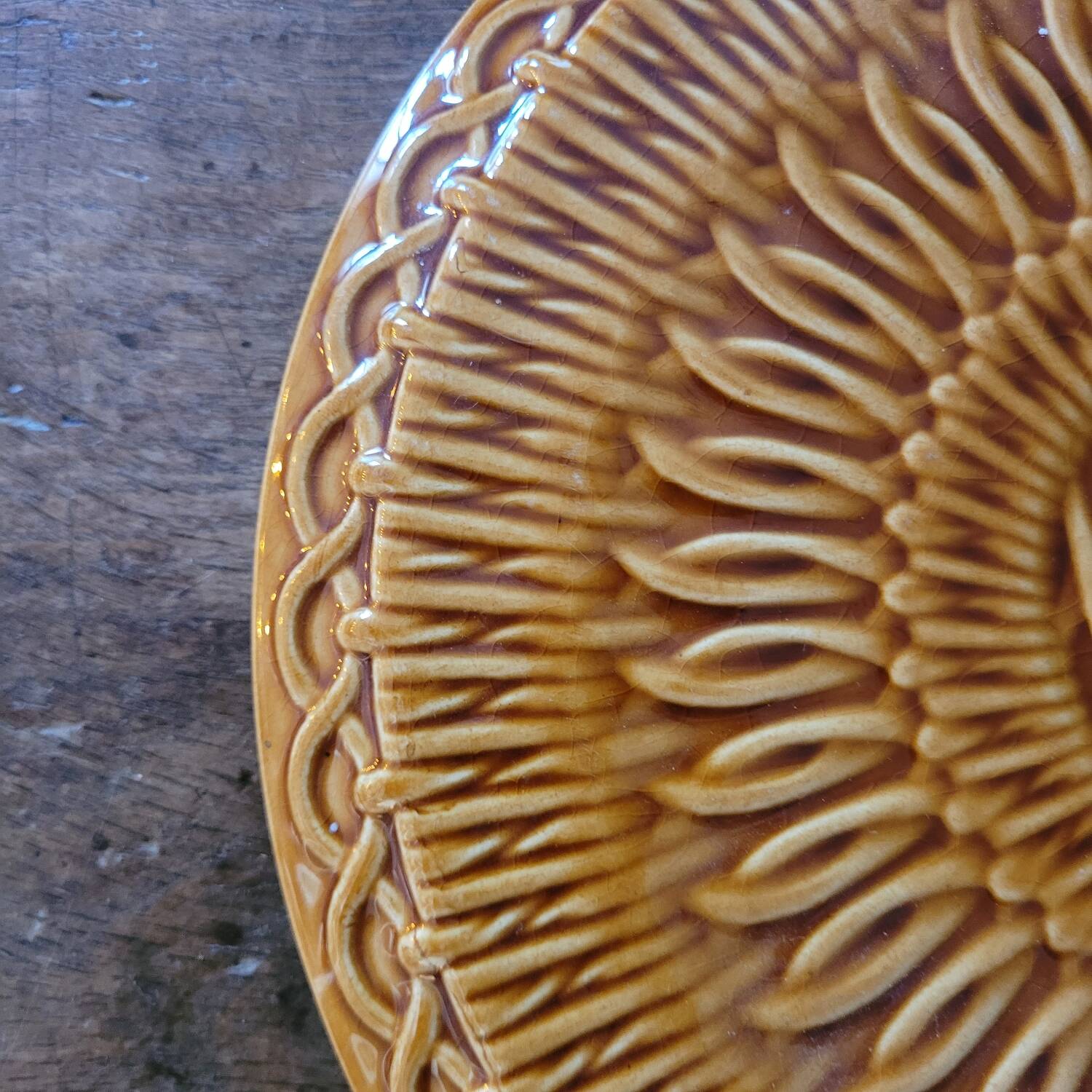 Lot Gien – Earthenware trivet and 2 bottle coasters