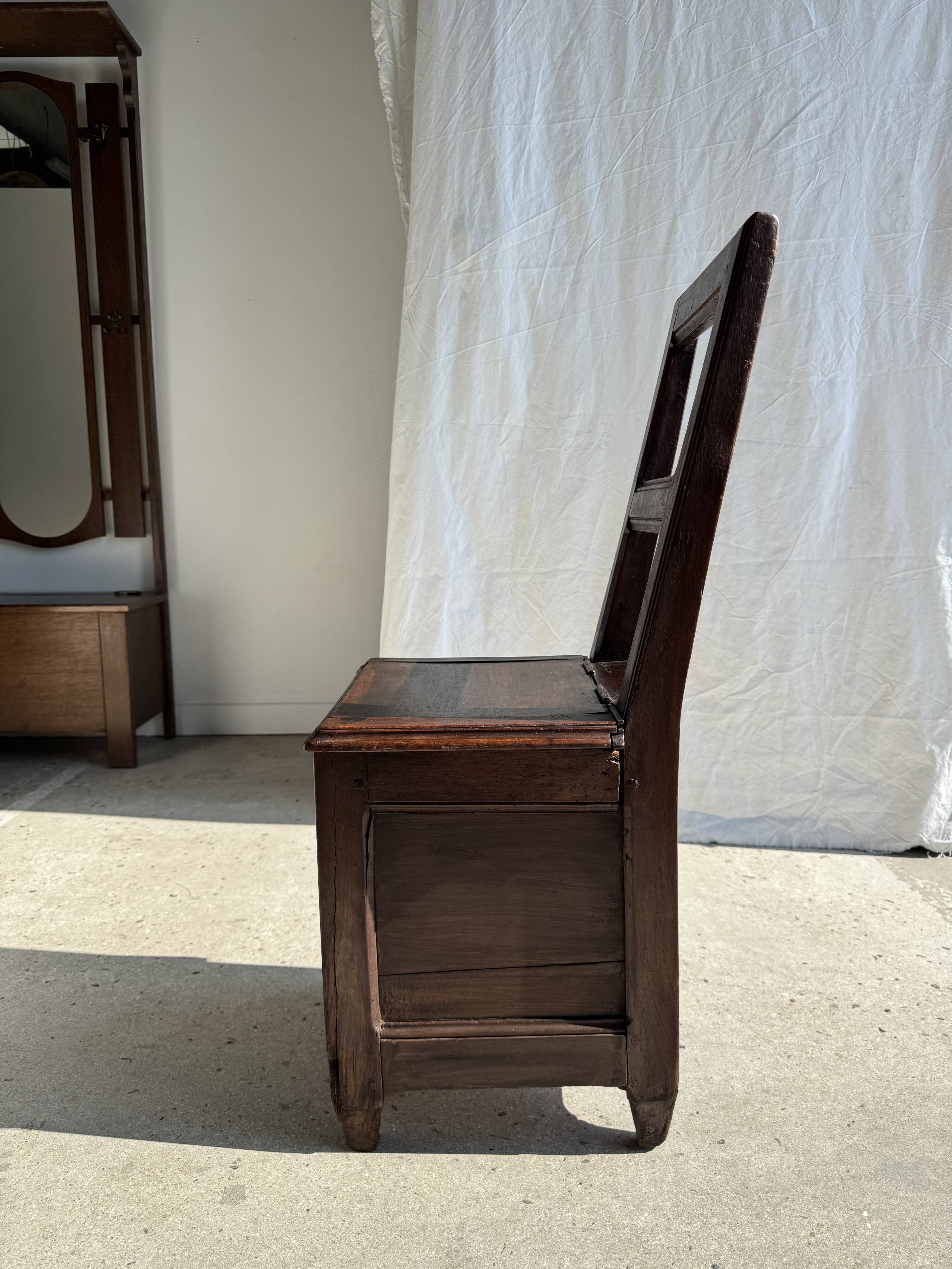Antique oak storage chair