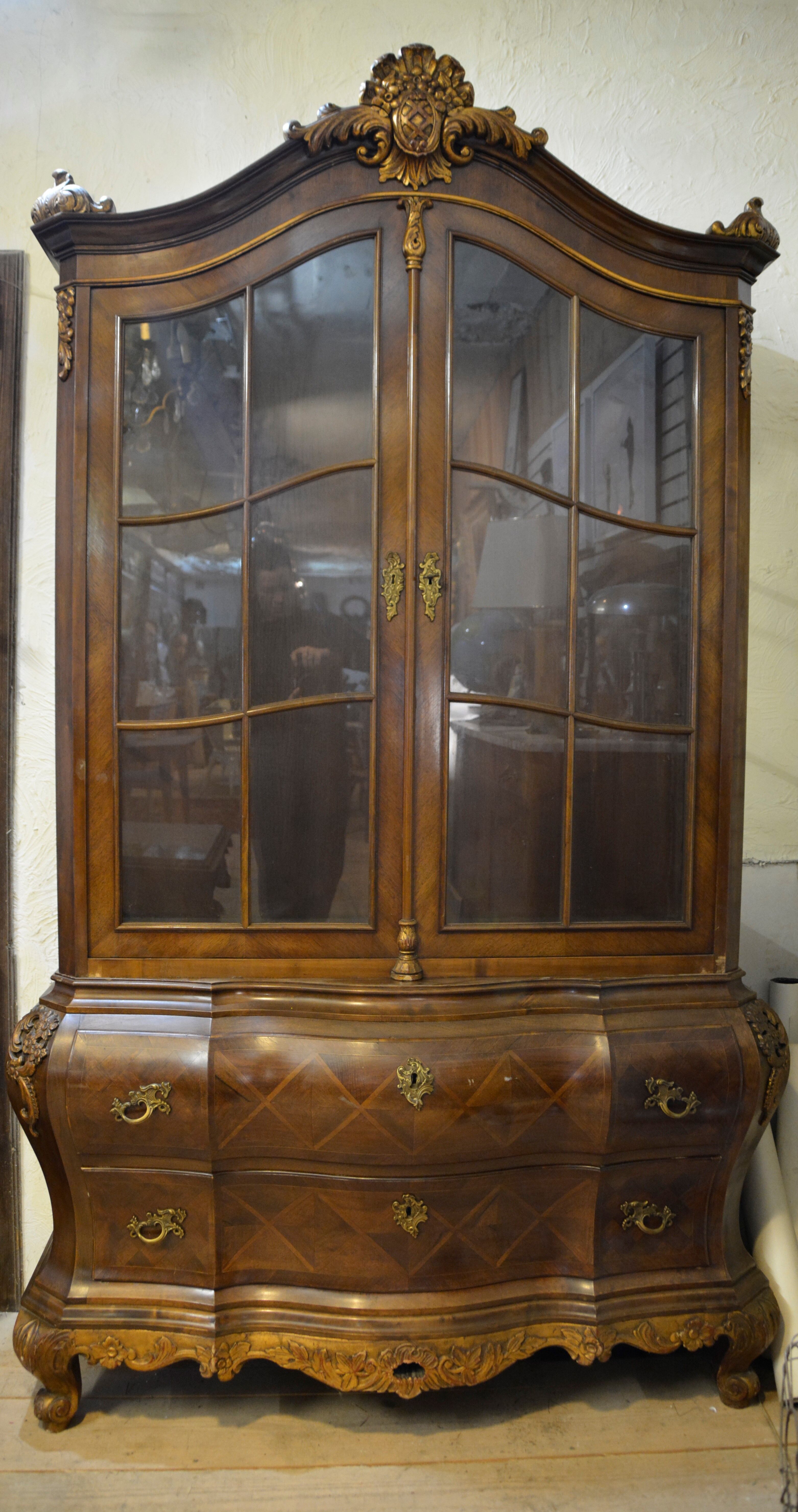 Vitrine arbalète