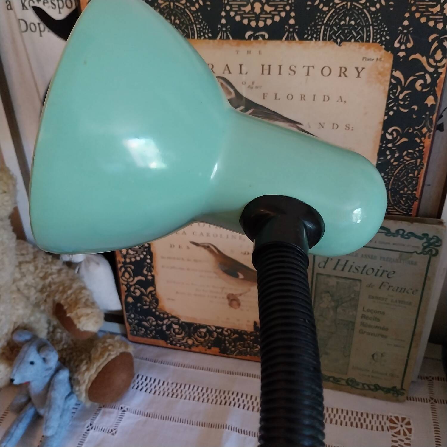 Vintage enamelled metal articulated desk lamp