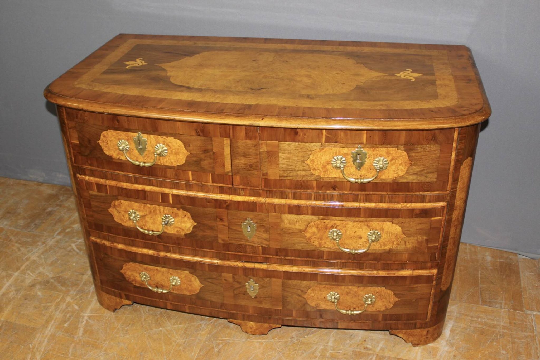 Commode Louyis XIV en marqueterie XVIIIe