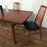 Authentic Scandinavian table teak design1950 1960 feet spindles
