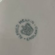White earthenware vegetable dish, Maekin England