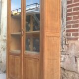 Parisian showcase cabinet year 30