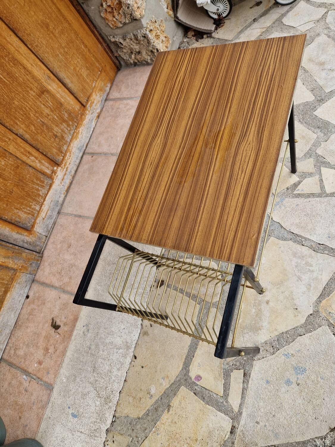Vintage vinyl storage table