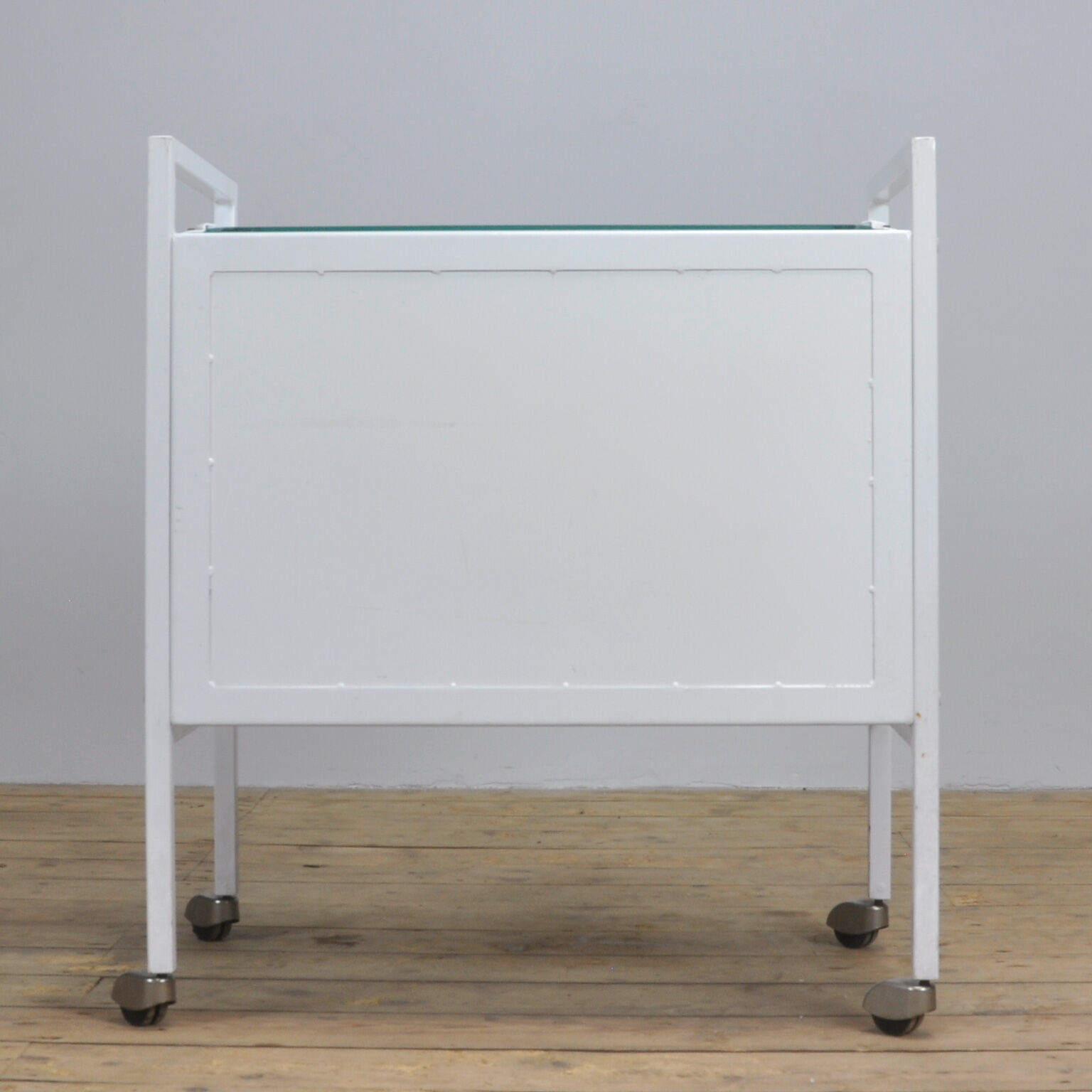 Medical trolley, 1970