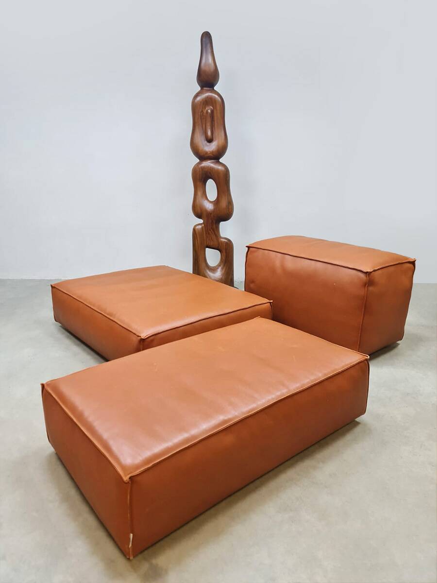 “Extra soft” modular sofa by Italian design Piero Lissoni Living Divani