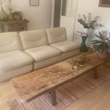Meral production sofa