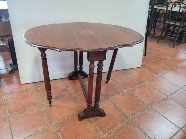 Table get leg en acajou