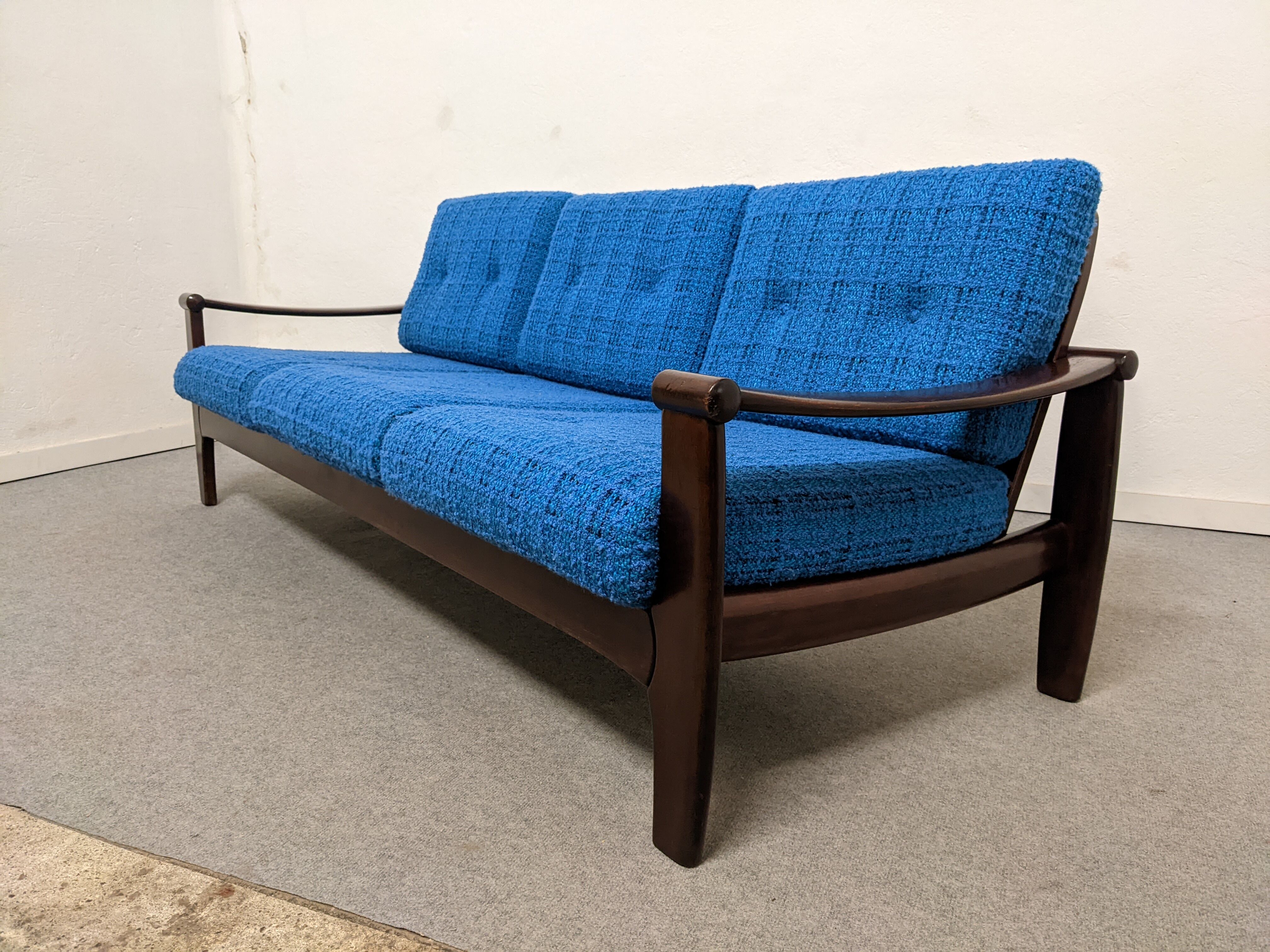 Vintage sofa from the 60s/70s