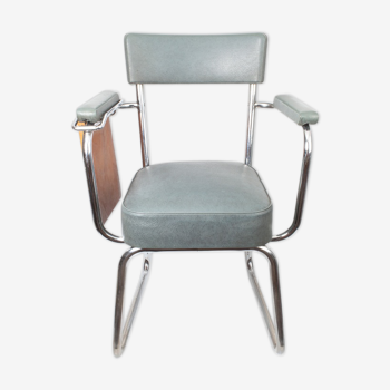 Industrial chair with armrests and Tablet