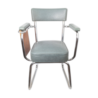 Industrial chair with armrests and Tablet