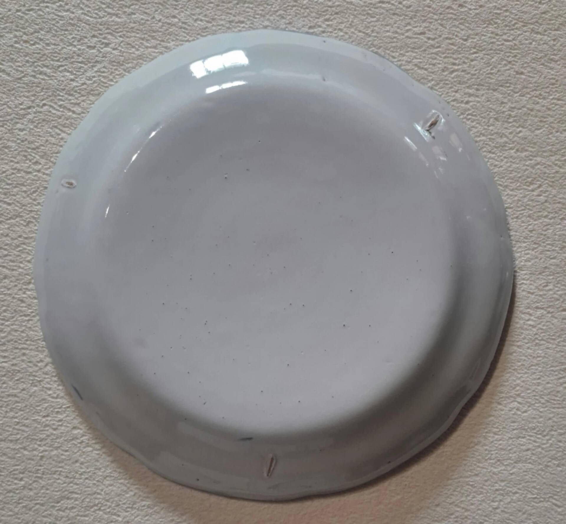 Earthenware plate from L'Est Walys, 19th century.