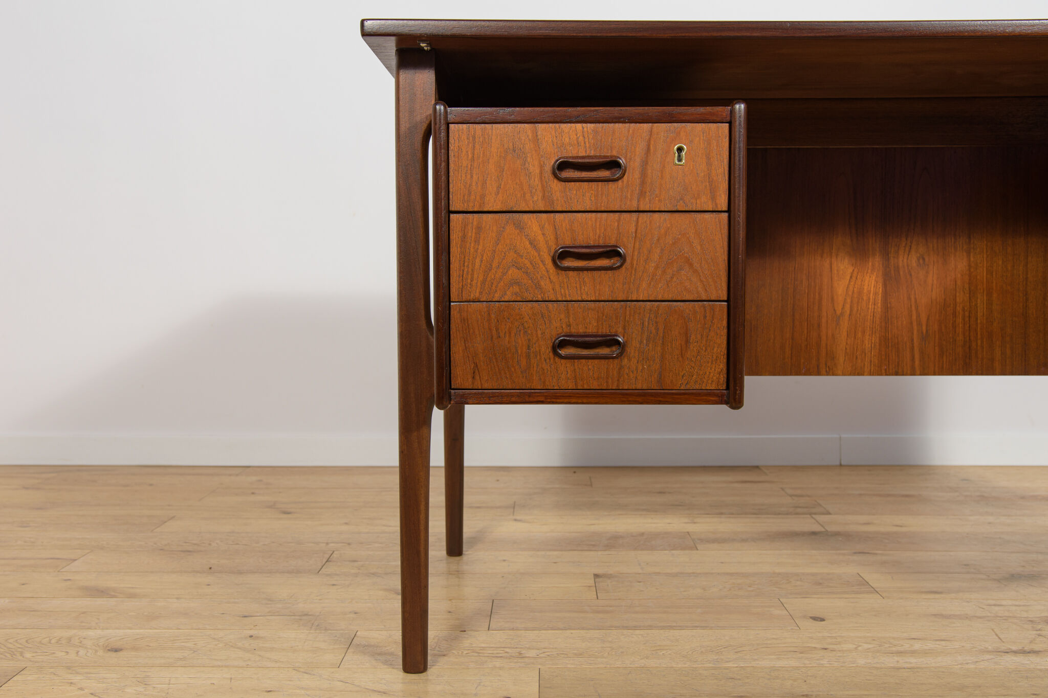 Mid-Century Freestanding Teak Desk, Denmark, 1960s