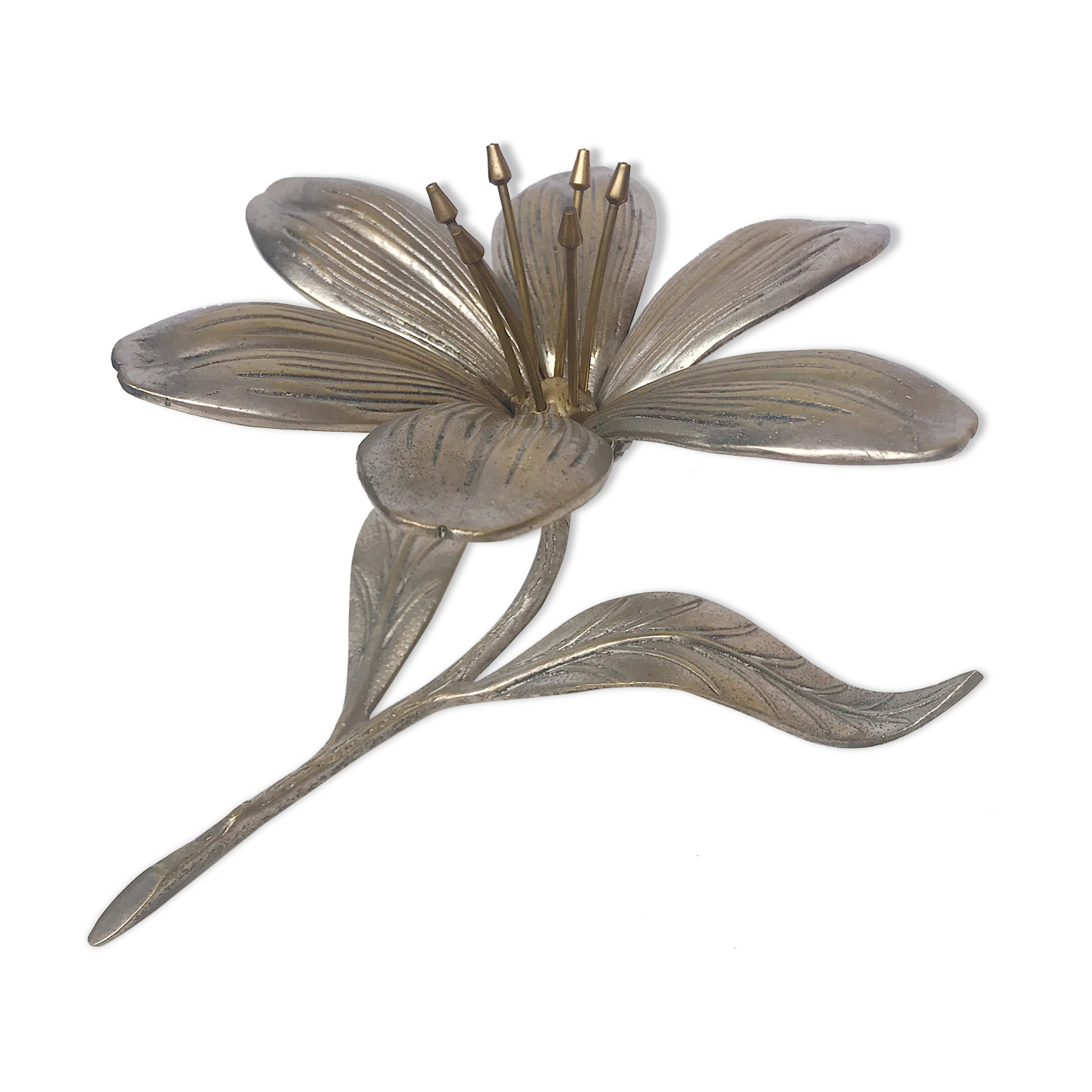 Flower brass chrome ashtray and aperitif peaks