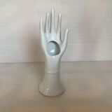 White hand vertical or horizontal soliflore ring