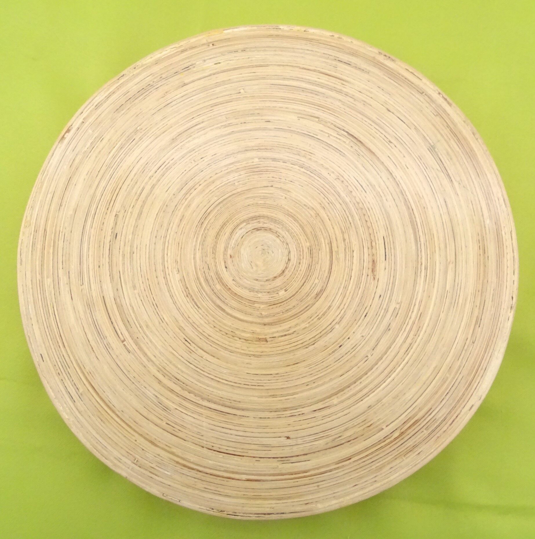 Round top made of spirally glued strips