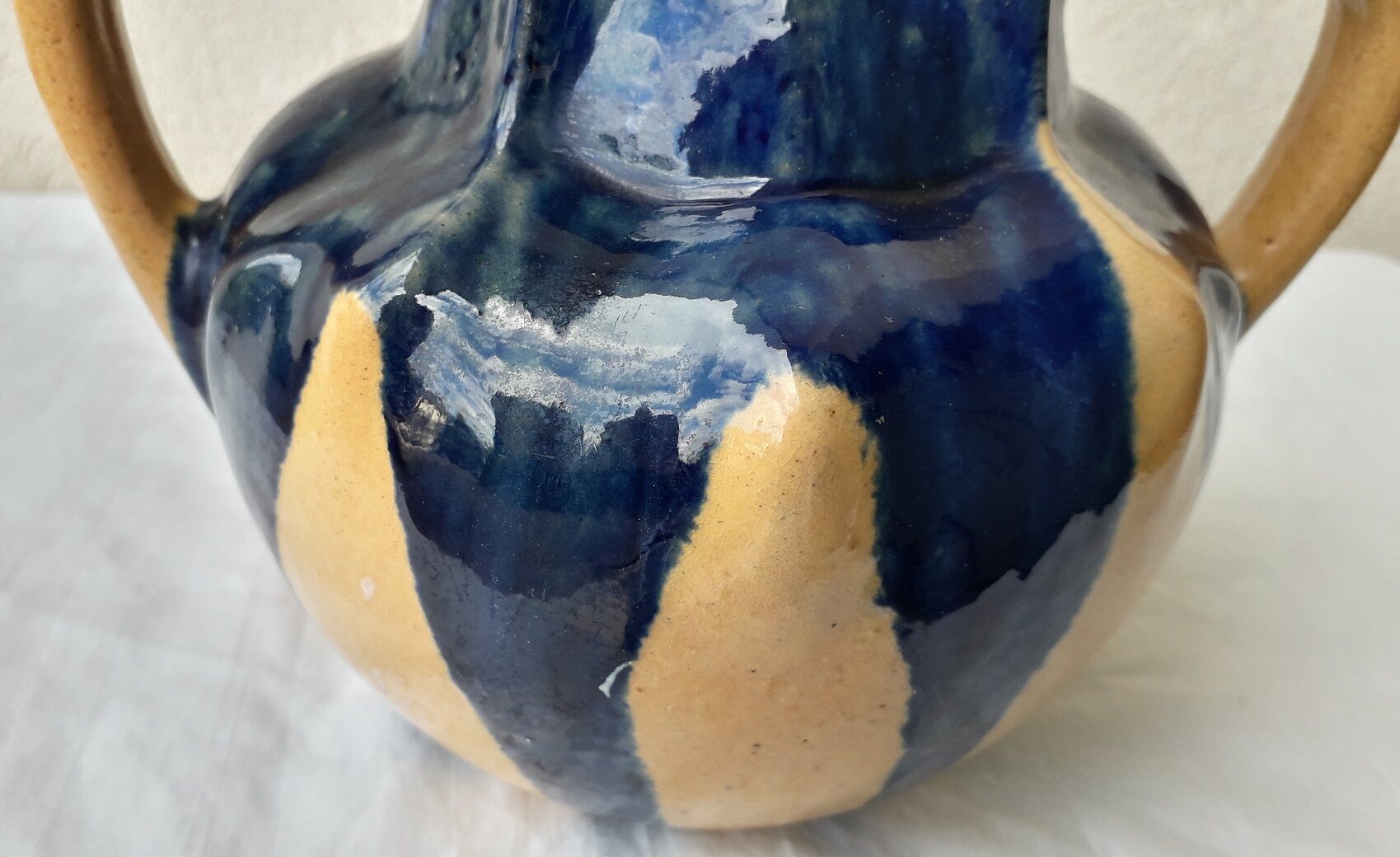 Ceramic vase