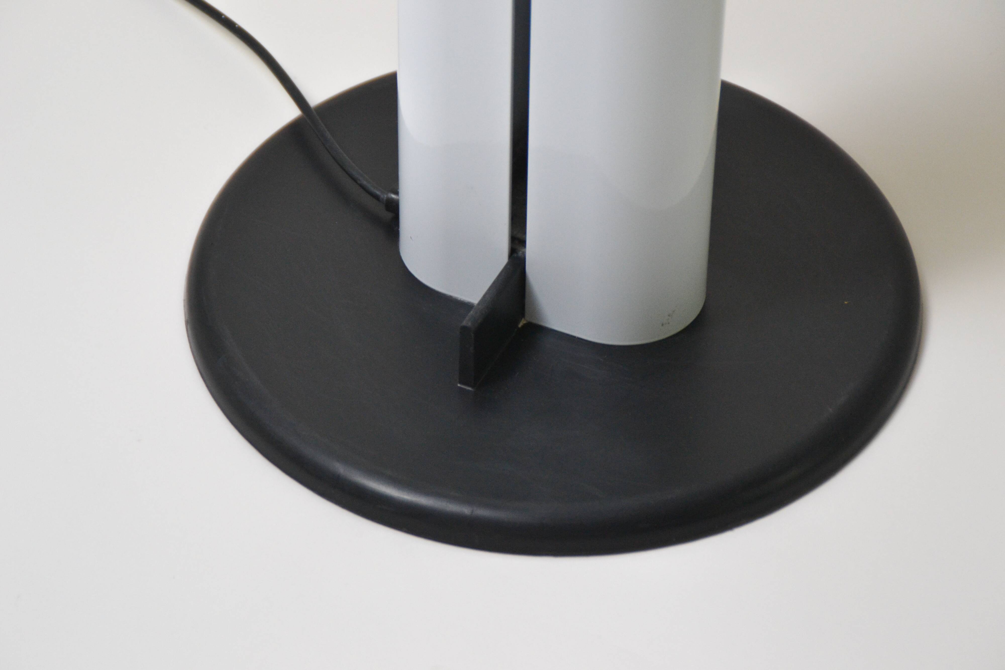 Lampadaire "Megaron" par Giancarlo Frattini pour Artemide, c. 1979
