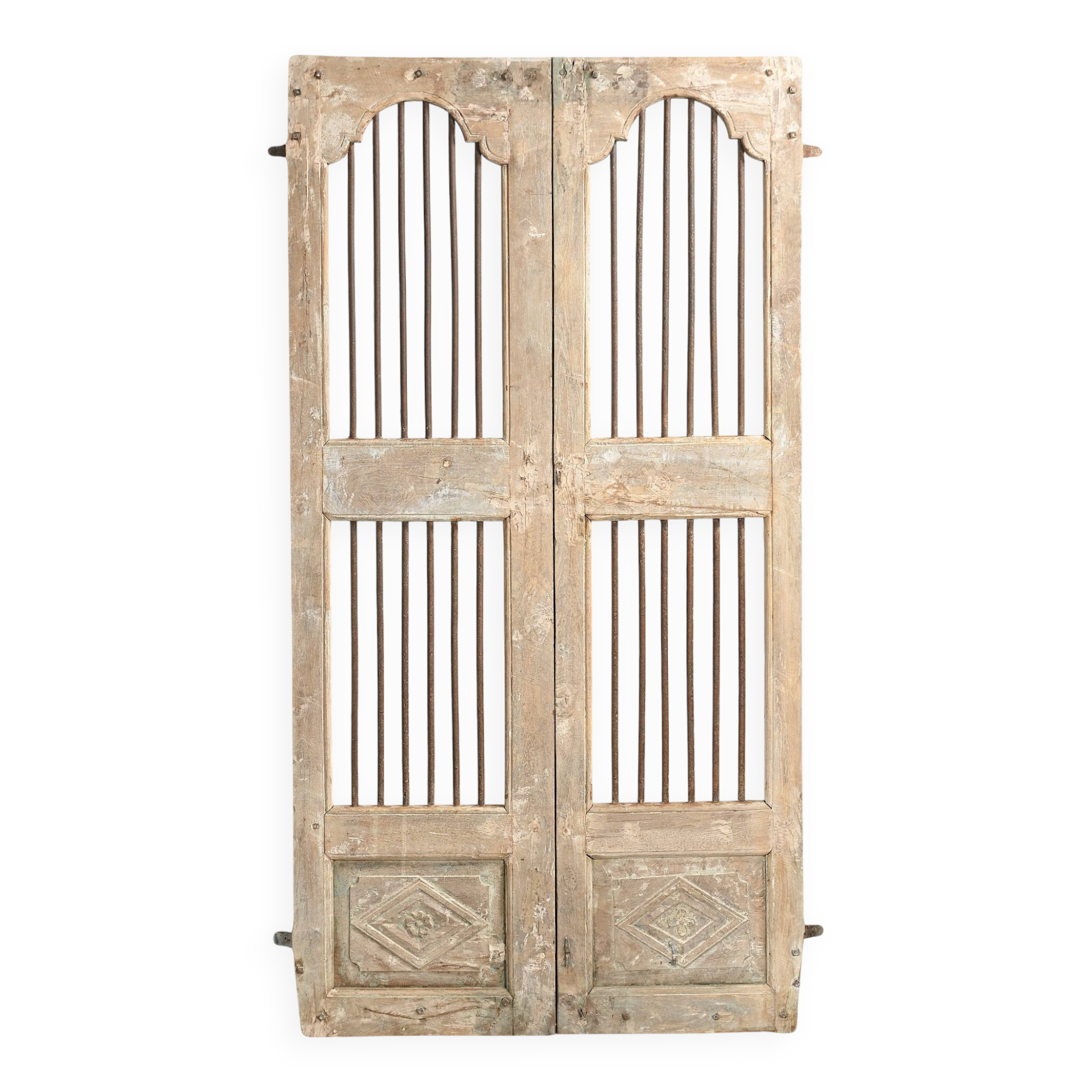 Sujasar - Indian carved door with iron bars no.8