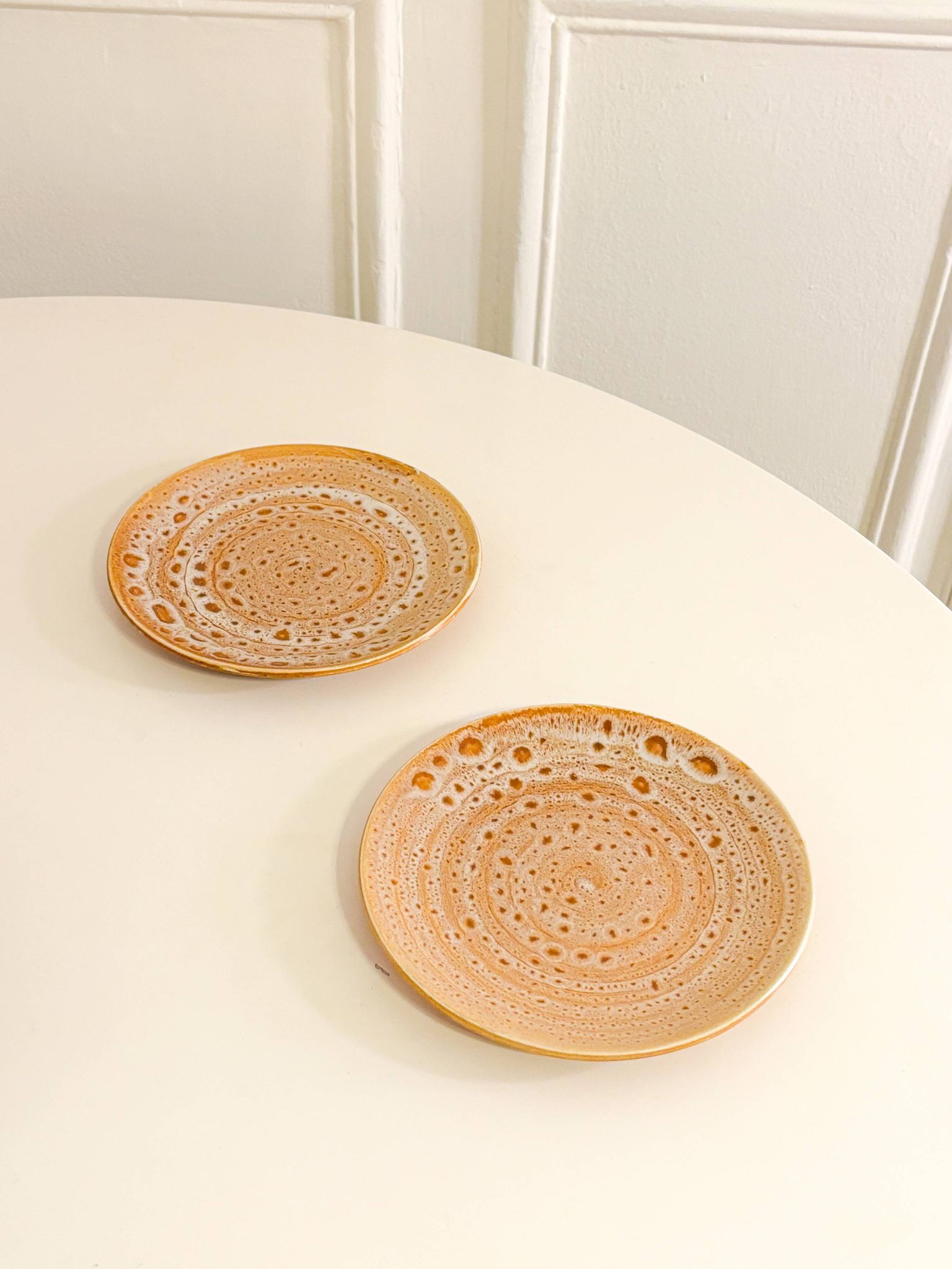 Pair of ceramic dessert plates, Niderviller, Fauve model, 1960