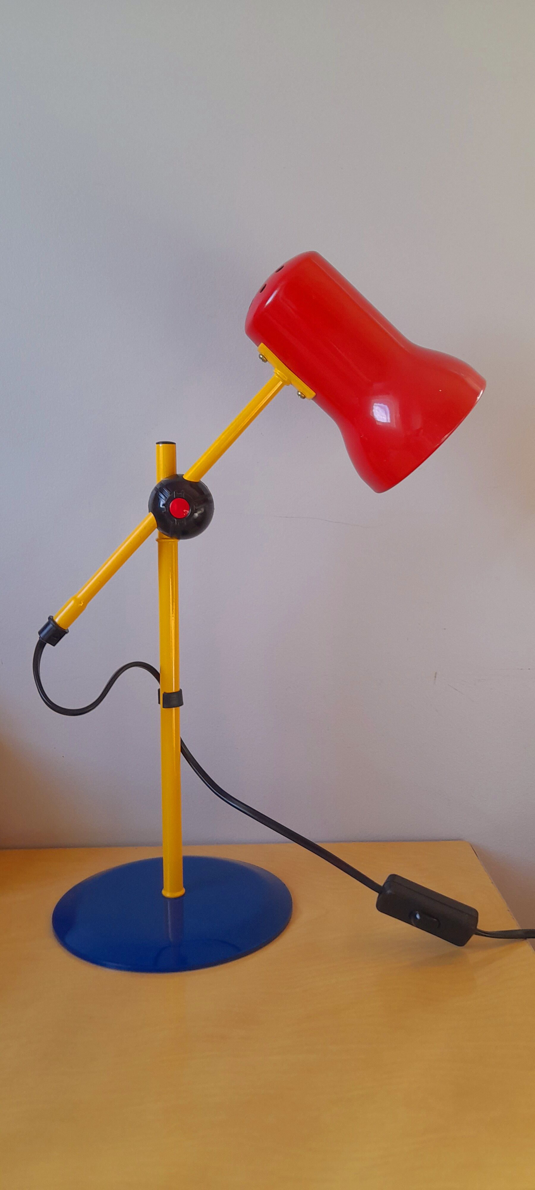 Adjustable desk lamp 80s