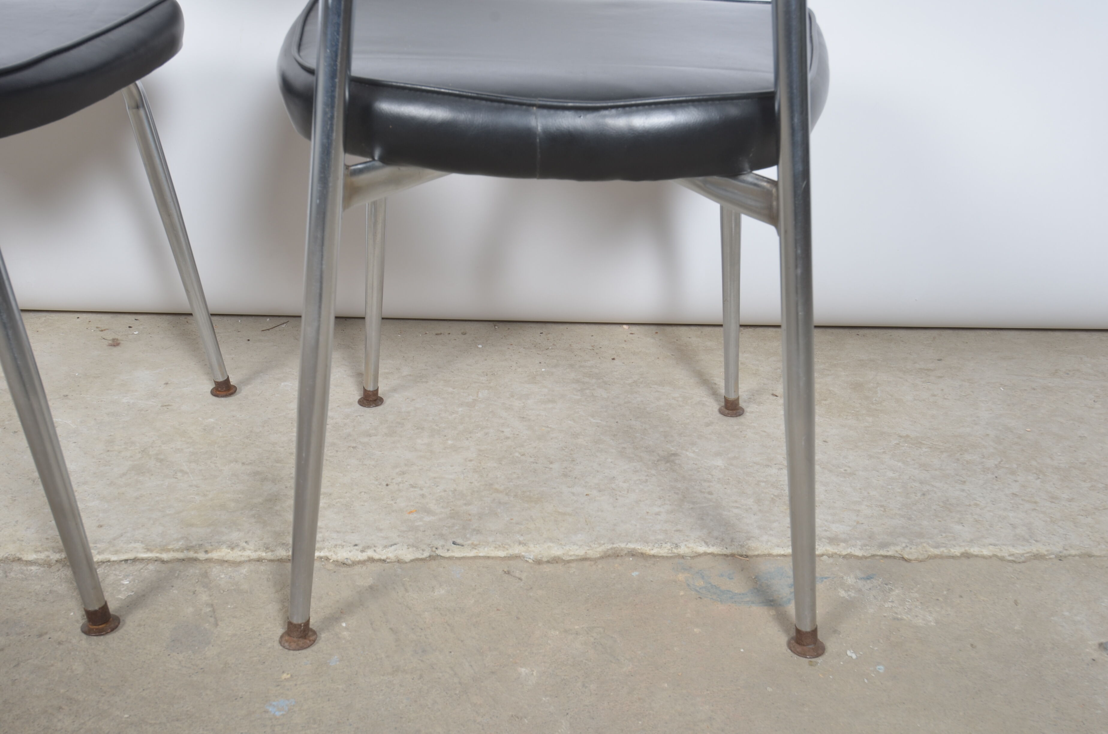 Pair of craft Quebec style chairs