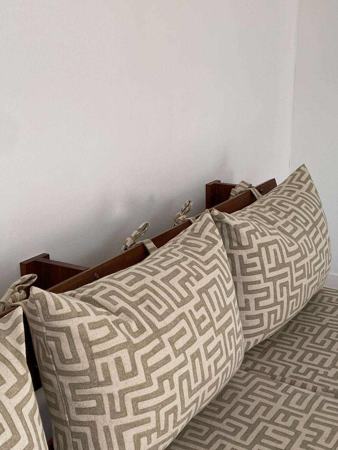 Banquette murale années 1970