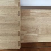 Meuble avec cannage
