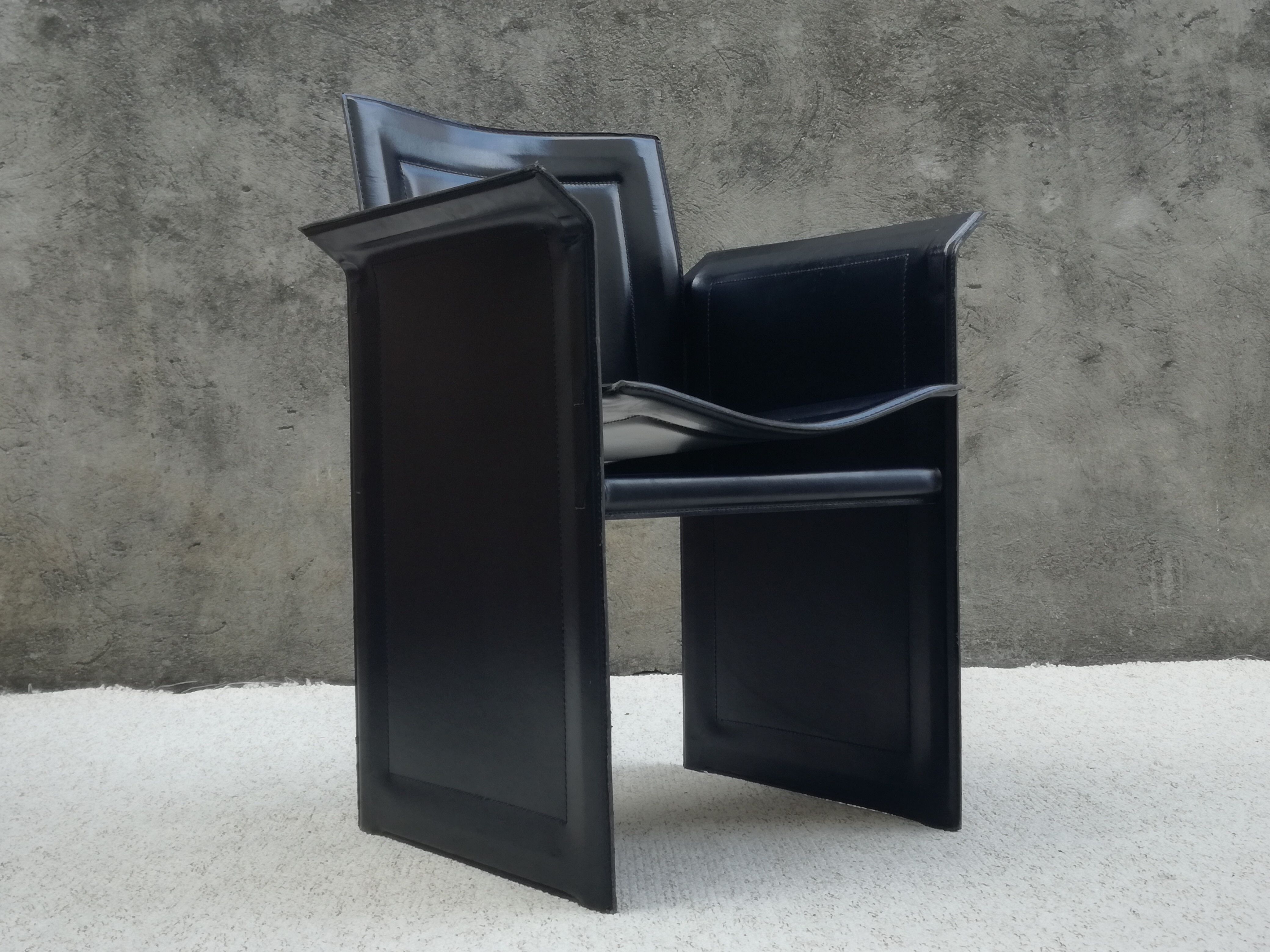 Tito Agnoli Italian black leather design chair