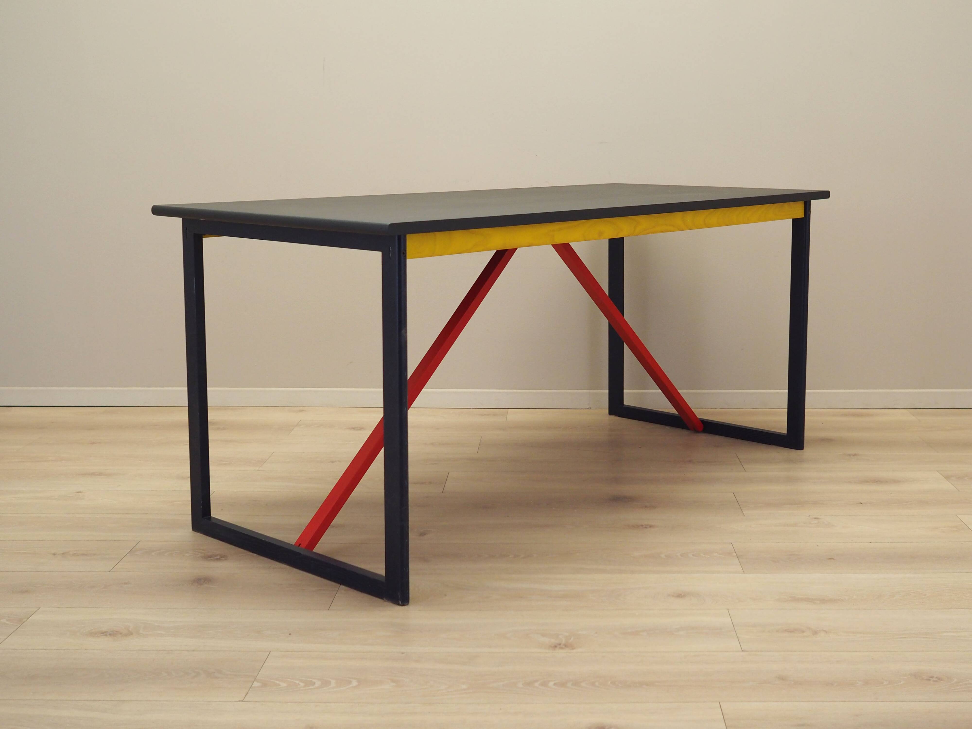 Acacia desk, Italian design, 1980s, production: Italy