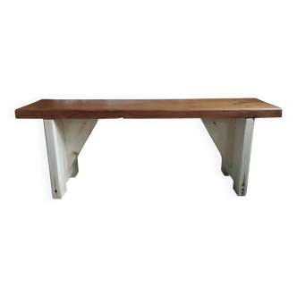 Indoor bench