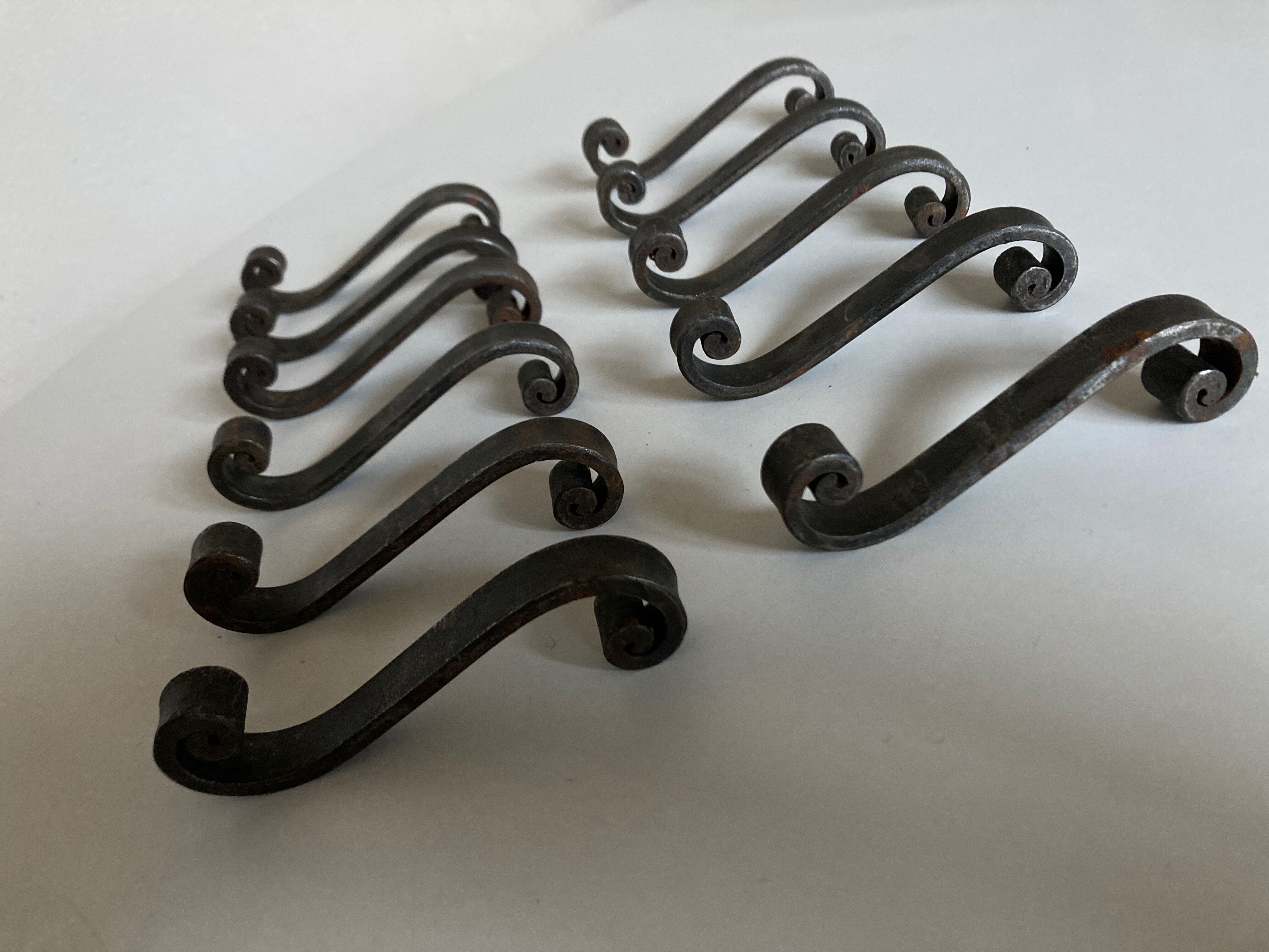 Set of 11 knife holders in beaten iron Provence 1950