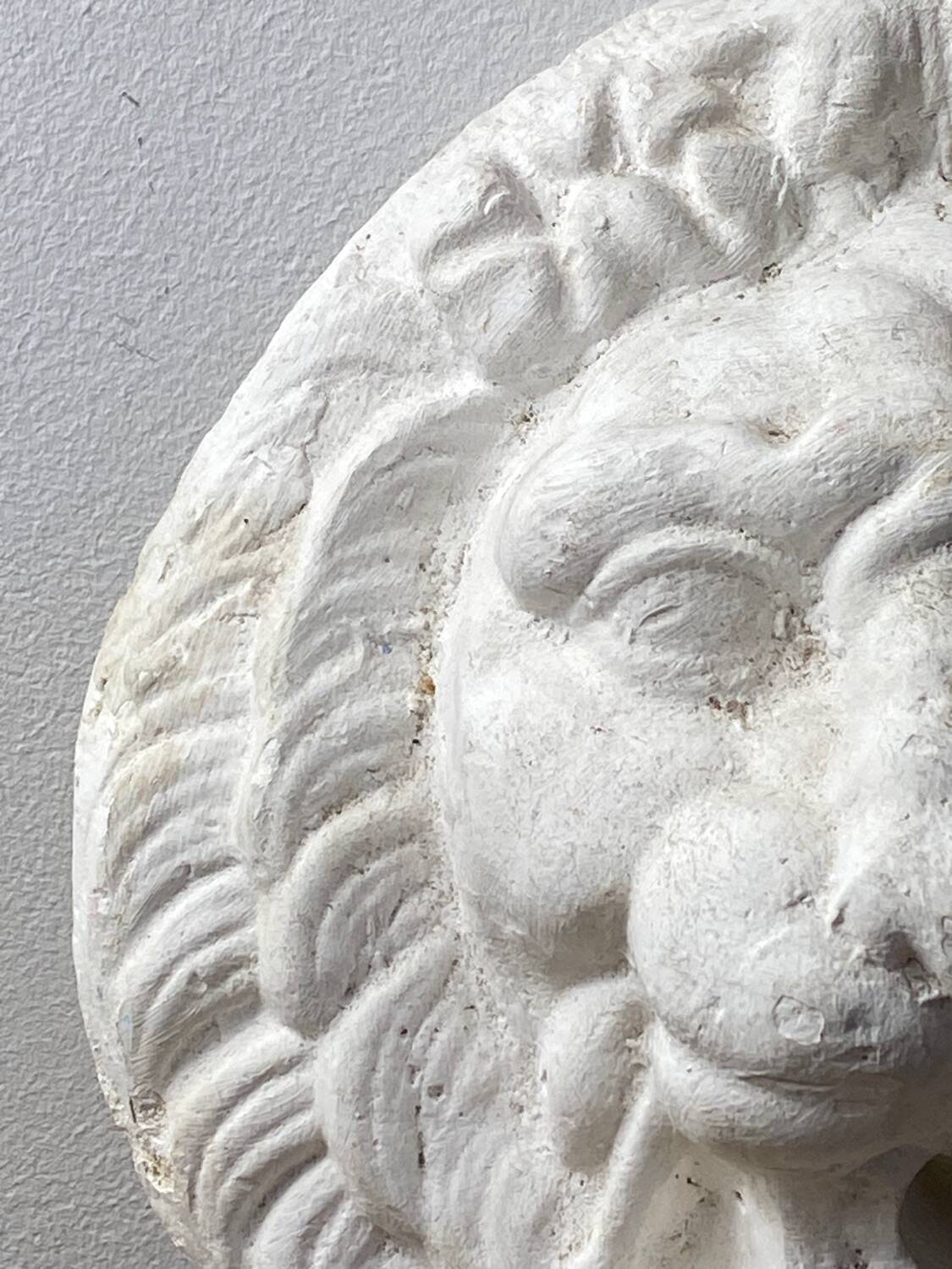 Lion head for fountain