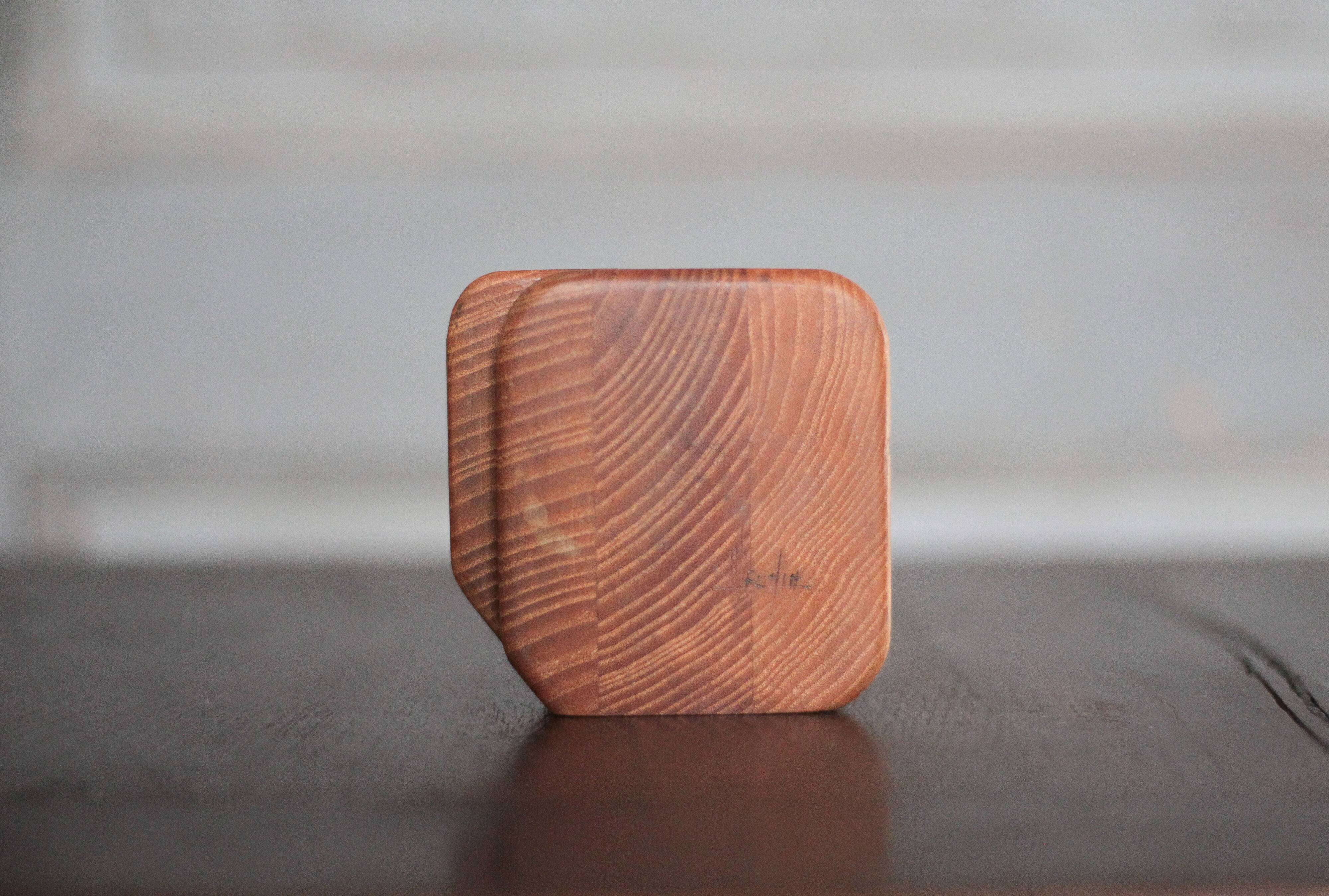 Accessoires fumeur bois signé Jacques Mauhin, nécessaire pour bureau