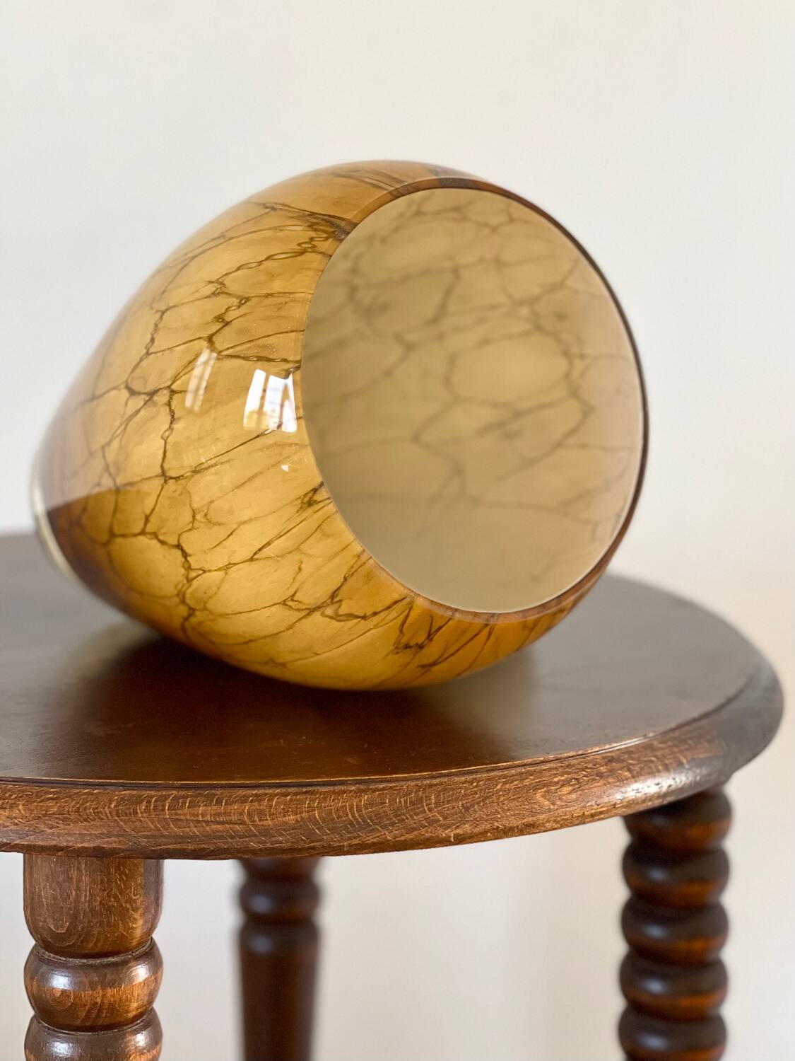 Mouth-blown glass vase.