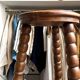 Sellette tripode en bois foncé